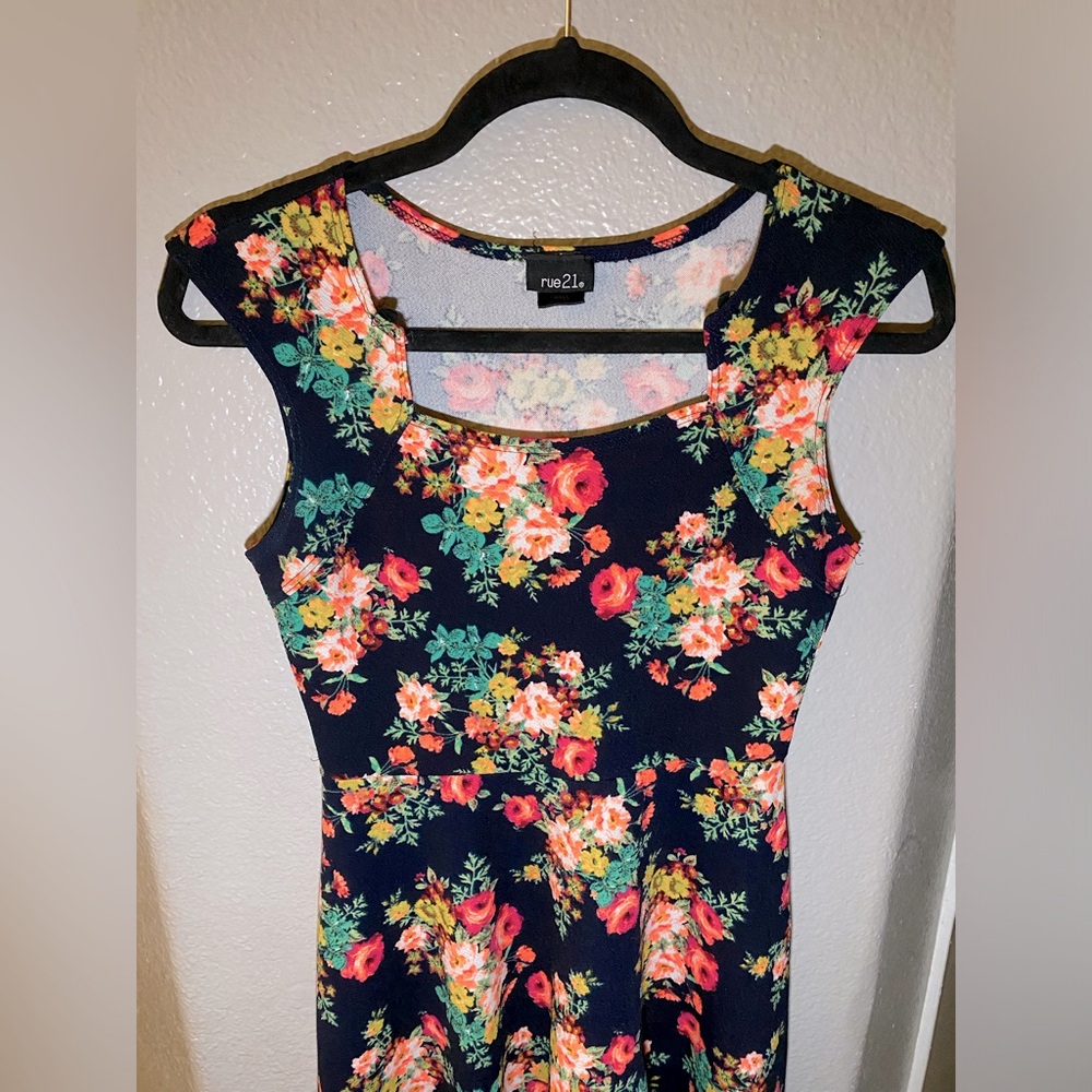 Flower Dress Small